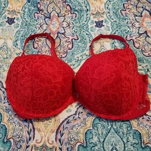 Red push up bra
